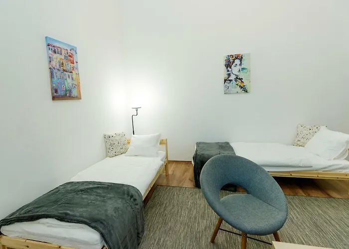 Sophie Apartman